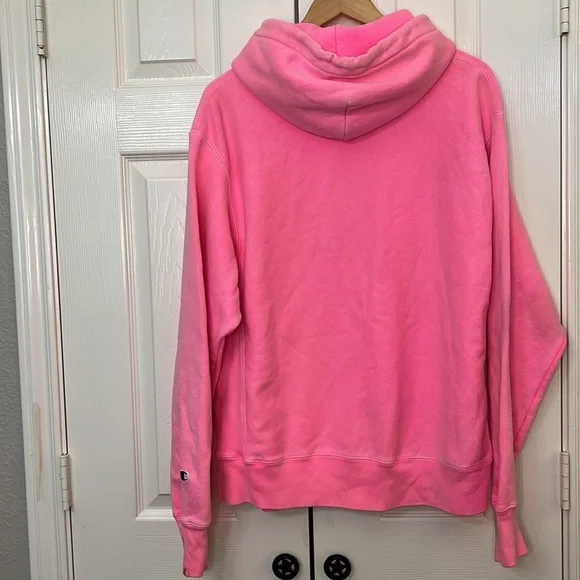Champion Pink Hoodie Sweatshirt Distressed Size Large - Picture 2 of 7
